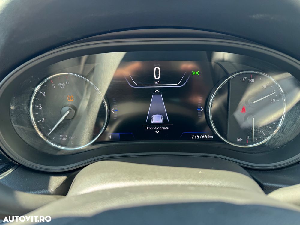 Opel Insignia - 12