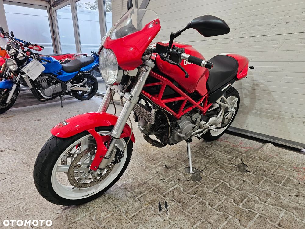 Ducati Monster - 10
