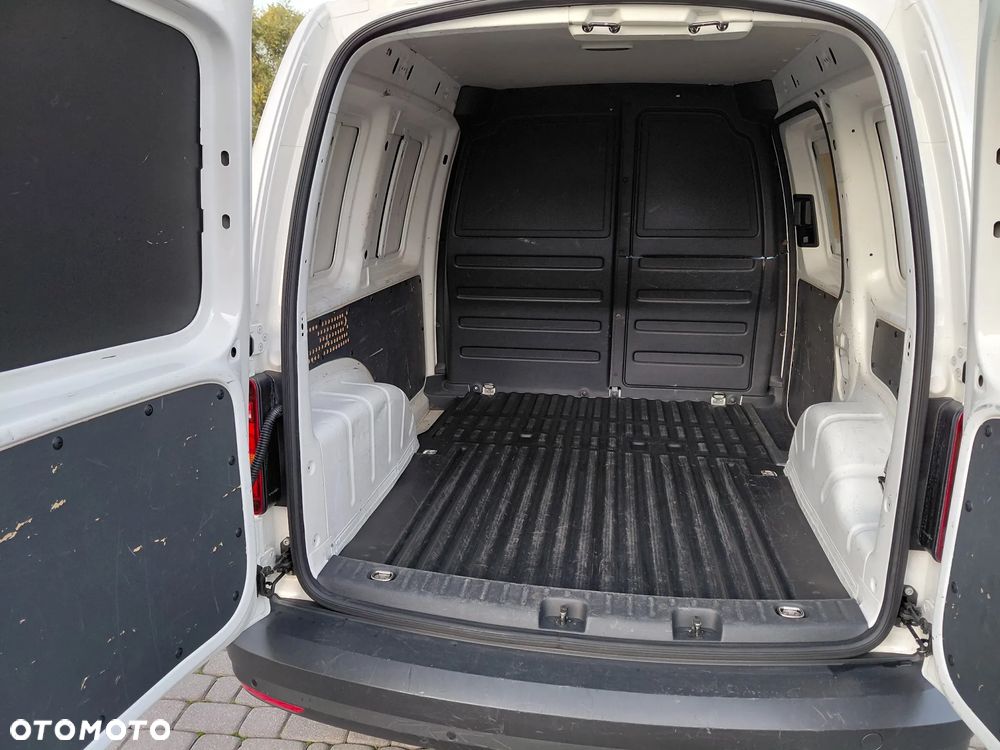 Volkswagen Caddy - 23