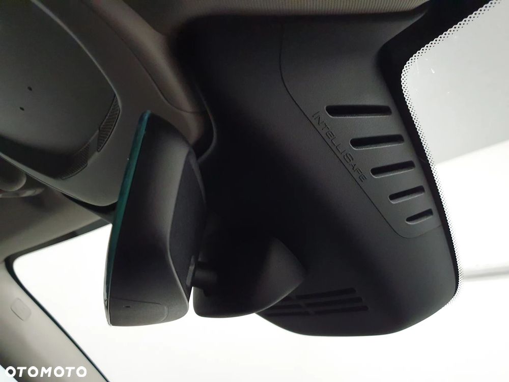 Volvo XC 60 B4 D AWD Ultimate Dark - 28