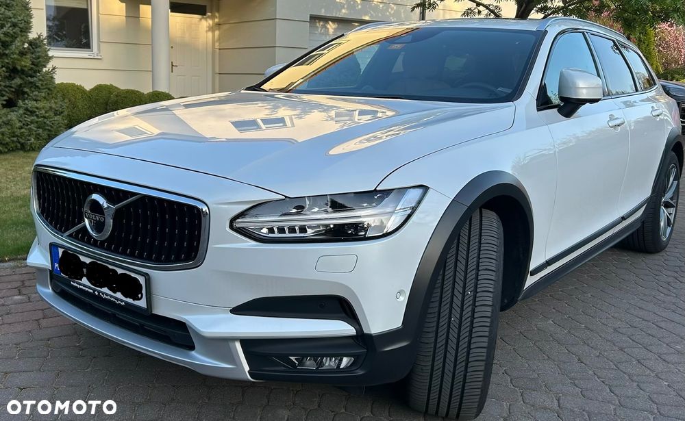 Volvo V90 Cross Country T6 AWD - 1