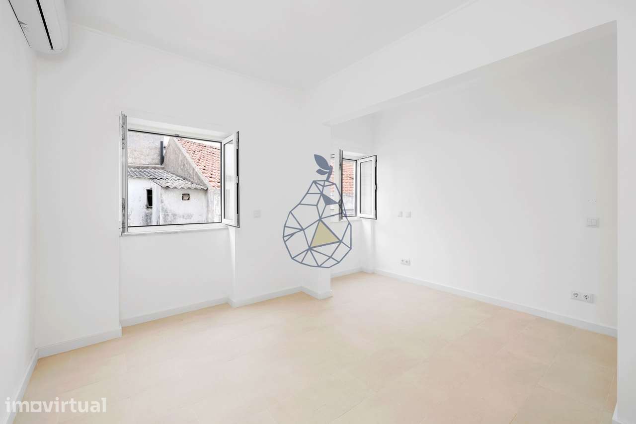 Prédio  Renovado com 3 apartamentos em Portimão - Grande imagem: 3/52