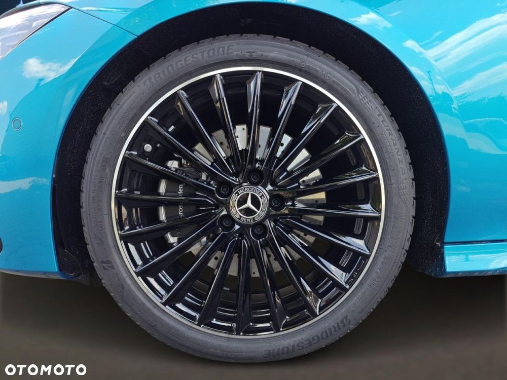 Mercedes-Benz CLA - 9