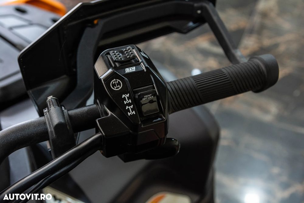 Can-Am Outlander - 5