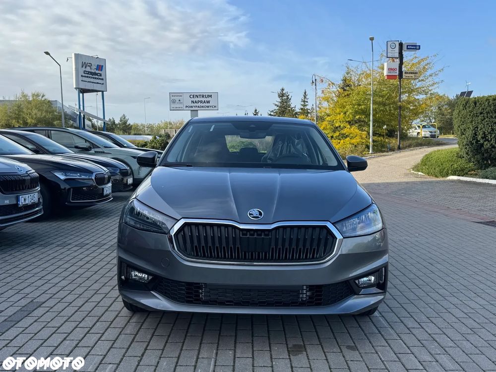 Skoda Fabia 1.0 Essence - 4
