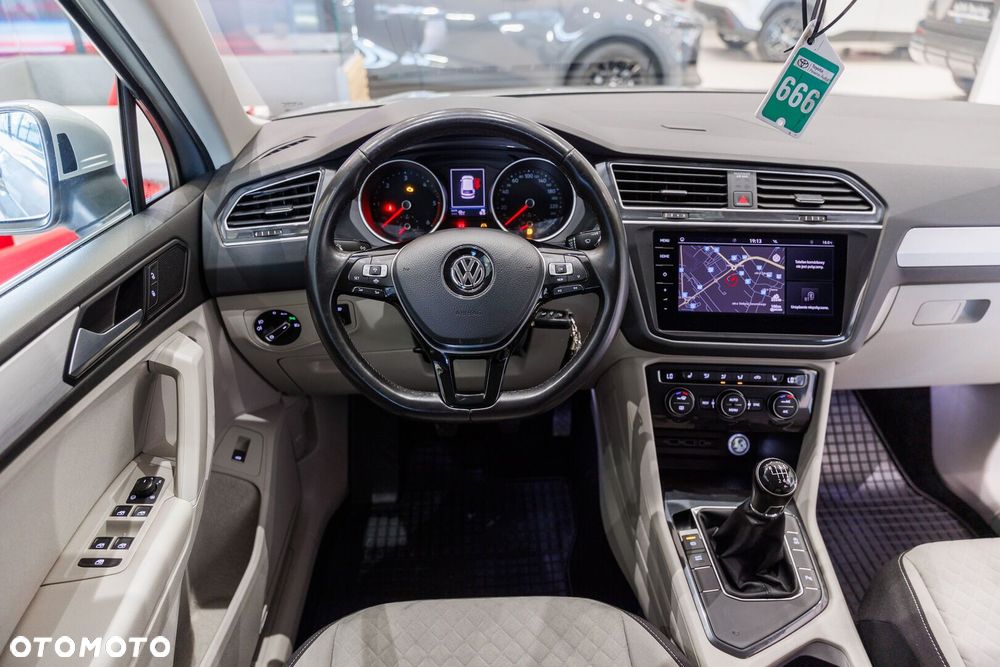Volkswagen Tiguan 2.0 TDI BMT SCR Comfortline DSG - 24
