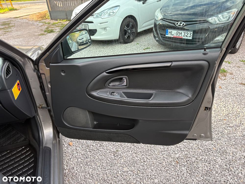 Volvo V40 1.9 D Classic Limited Edition Comfort - 28