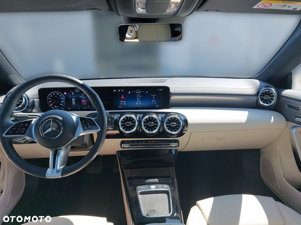 Mercedes-Benz CLA 200 mHEV Progressive 7G-DCT - 10