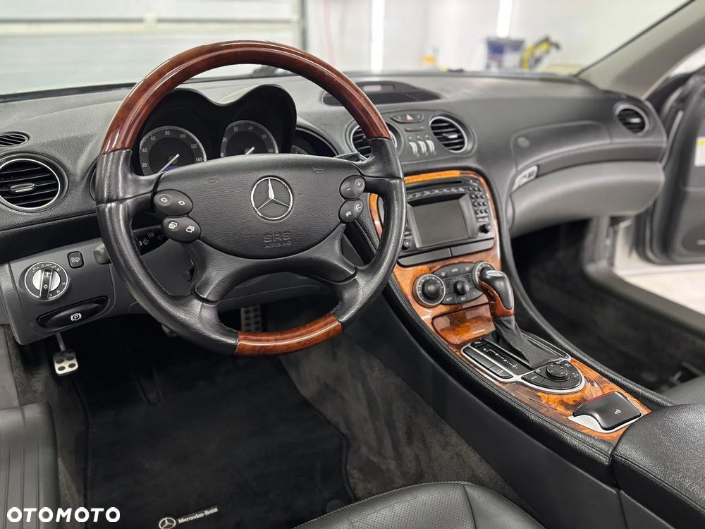 Mercedes-Benz SL - 35