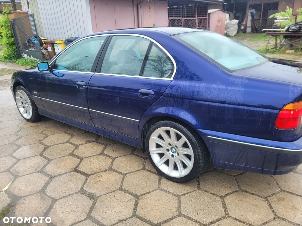 BMW Seria 5 523i - 18