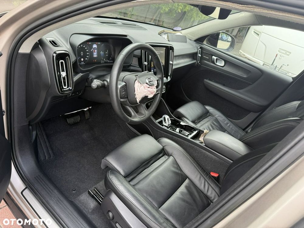 Volvo XC 40 - 7