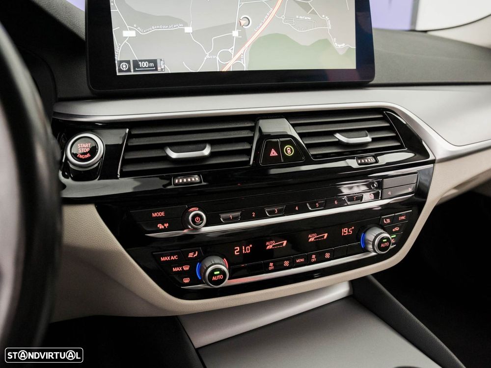 BMW 520 d Auto - 29