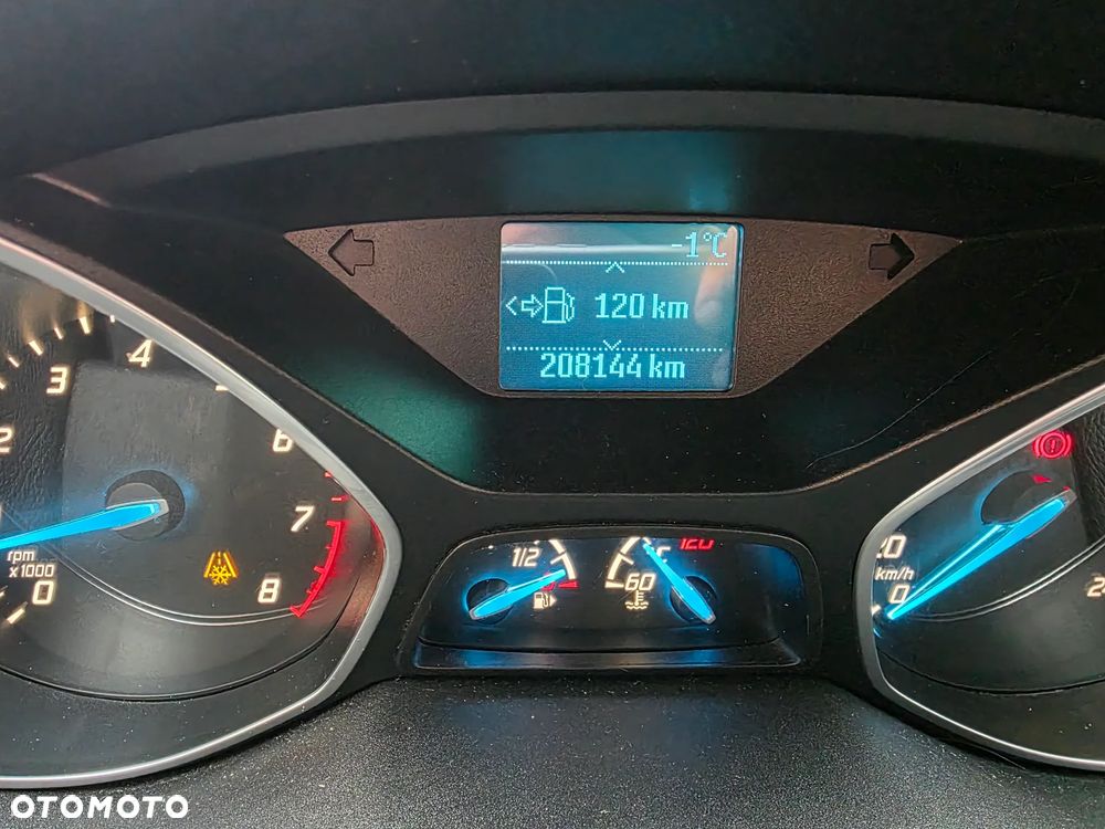 Ford Kuga 1.5 EcoBoost FWD Titanium ASS MMT6 - 13