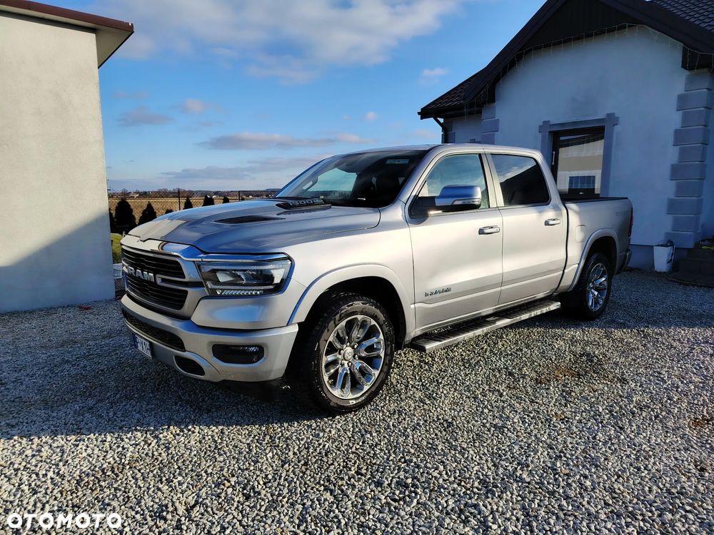 RAM 1500 5.7 Crew Cab Laramie - 2