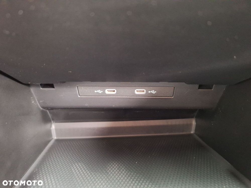 Volkswagen Tiguan 1.5 eHybrid PHEV 150kW Elegance DSG - 33