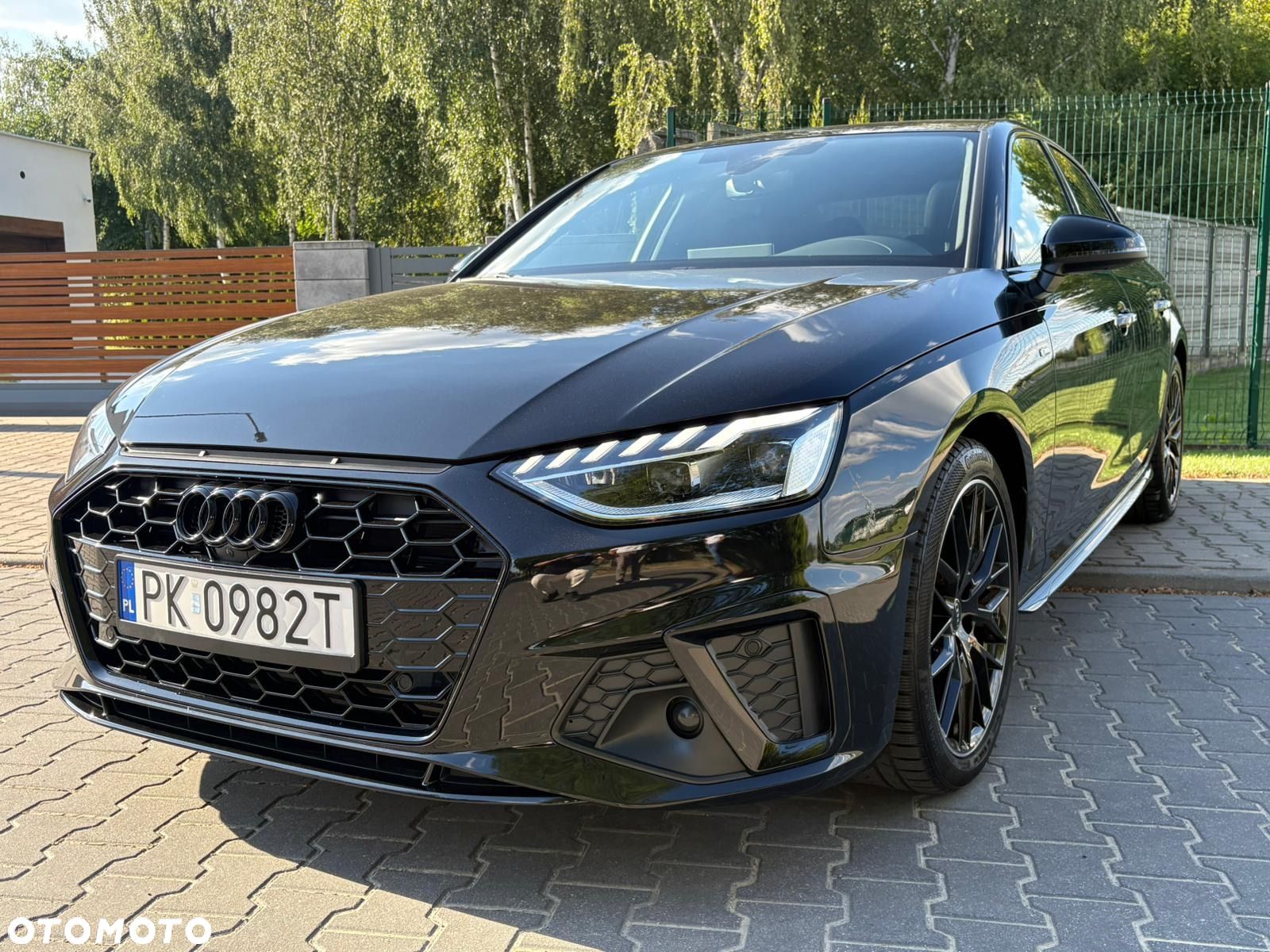 Audi A4 - 1