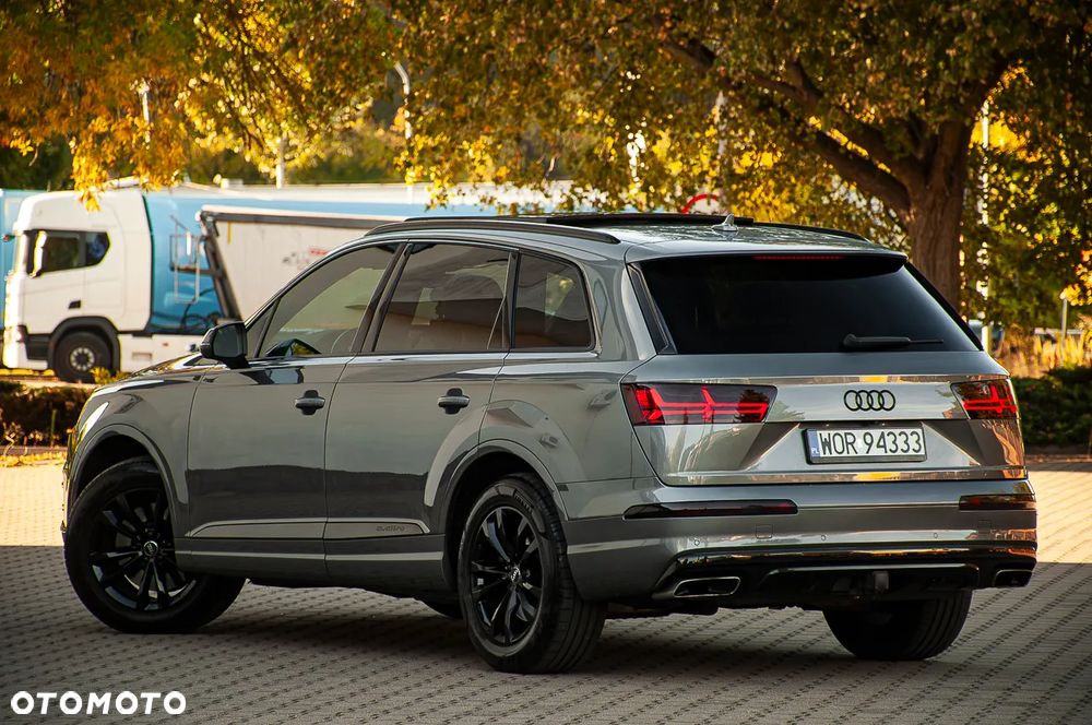 Audi Q7 - 17