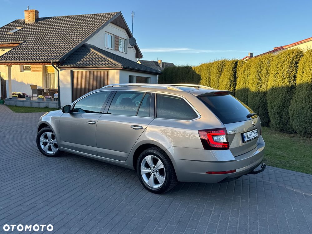 Skoda Octavia 1.6 TDI Premium Edition - 33