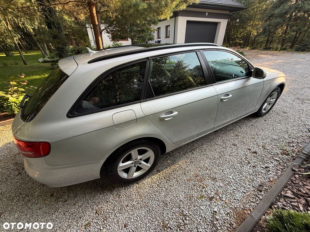 Audi A4 Avant - 16