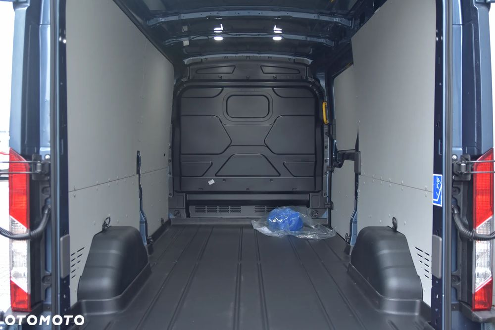 Ford Transit - 8