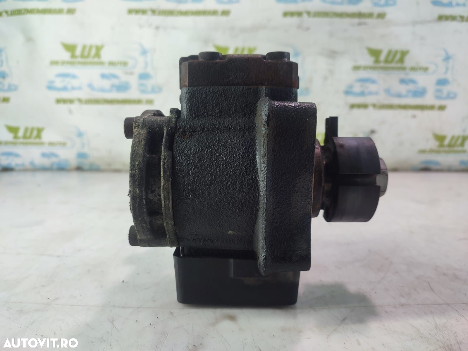 Pompa inalta presiune 03L130755E 1.6 tdi CAYC Skoda Yeti 1 [2009 - 20 - 2