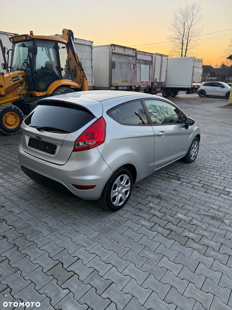 Ford Fiesta 1.25 Champions Edition - 8