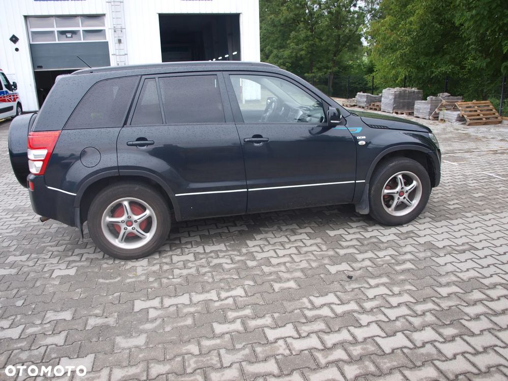 Suzuki Grand Vitara 1.9 DDiS - 3