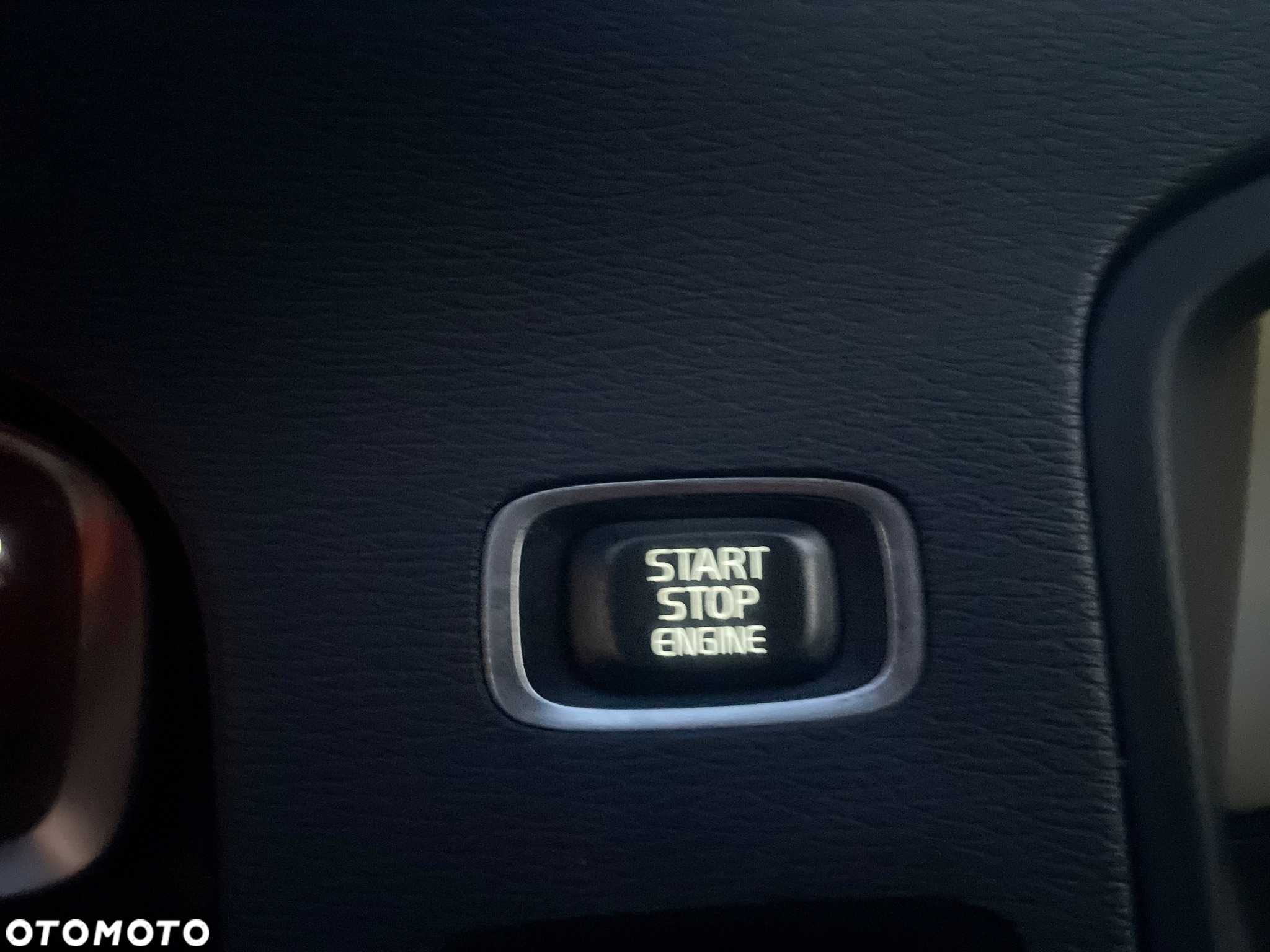 Volvo V60 D3 Geartronic Momentum - 25