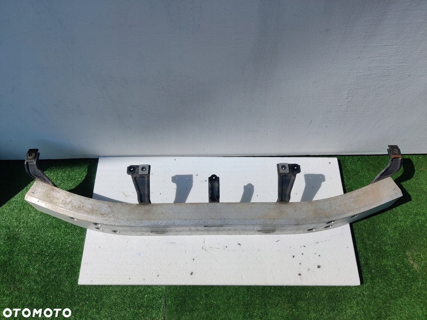 TOYOTA LAND CRUISER 150 LIFT BELKA PRZEDNIA - 2