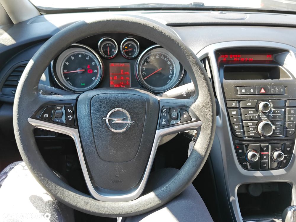 Opel Astra 1.6 Sport - 19