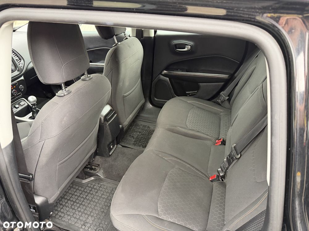 Jeep Compass - 8