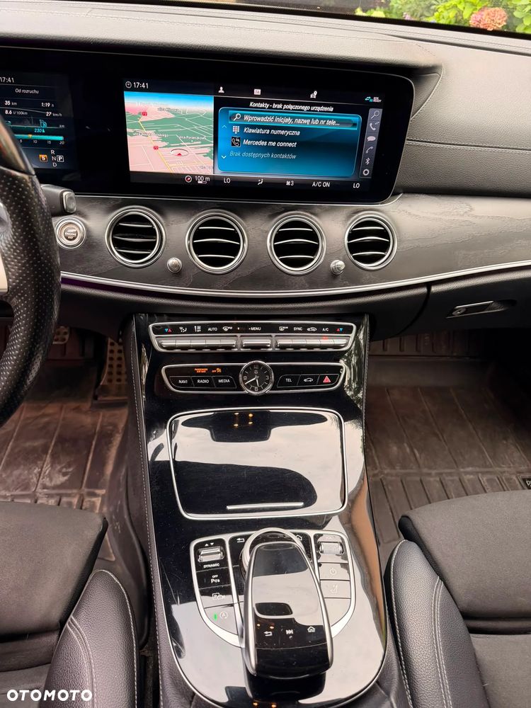 Mercedes-Benz Klasa E 220 d 9G-TRONIC - 26