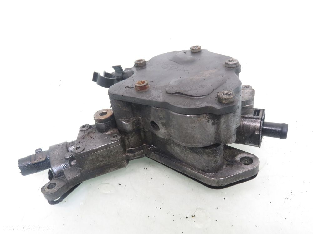 POMPA VACUM VW PASSAT B5 FL 1.9 TDI 038145215 038145209H - 4