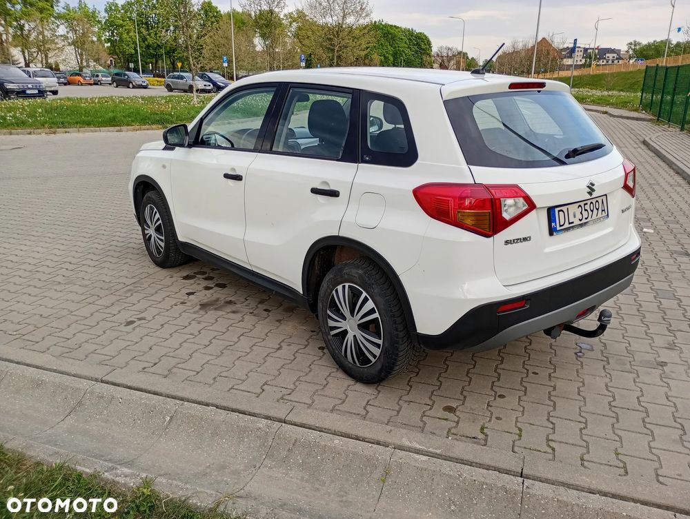 Suzuki Vitara 1.6 Comfort 2WD - 6