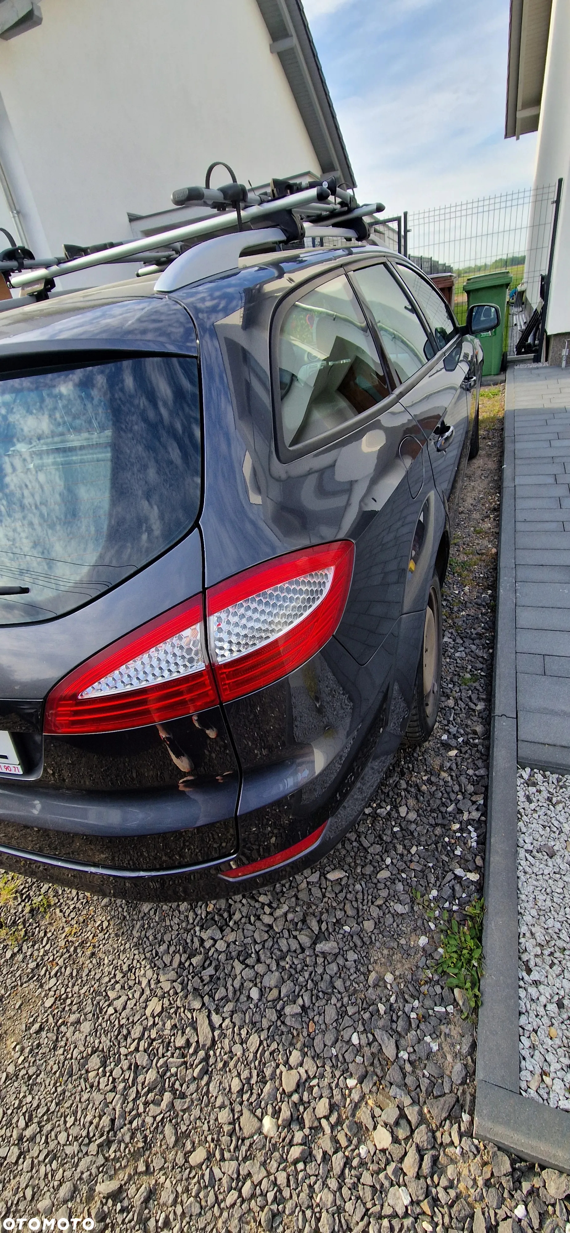 Ford Mondeo 1.6 Ambiente - 3