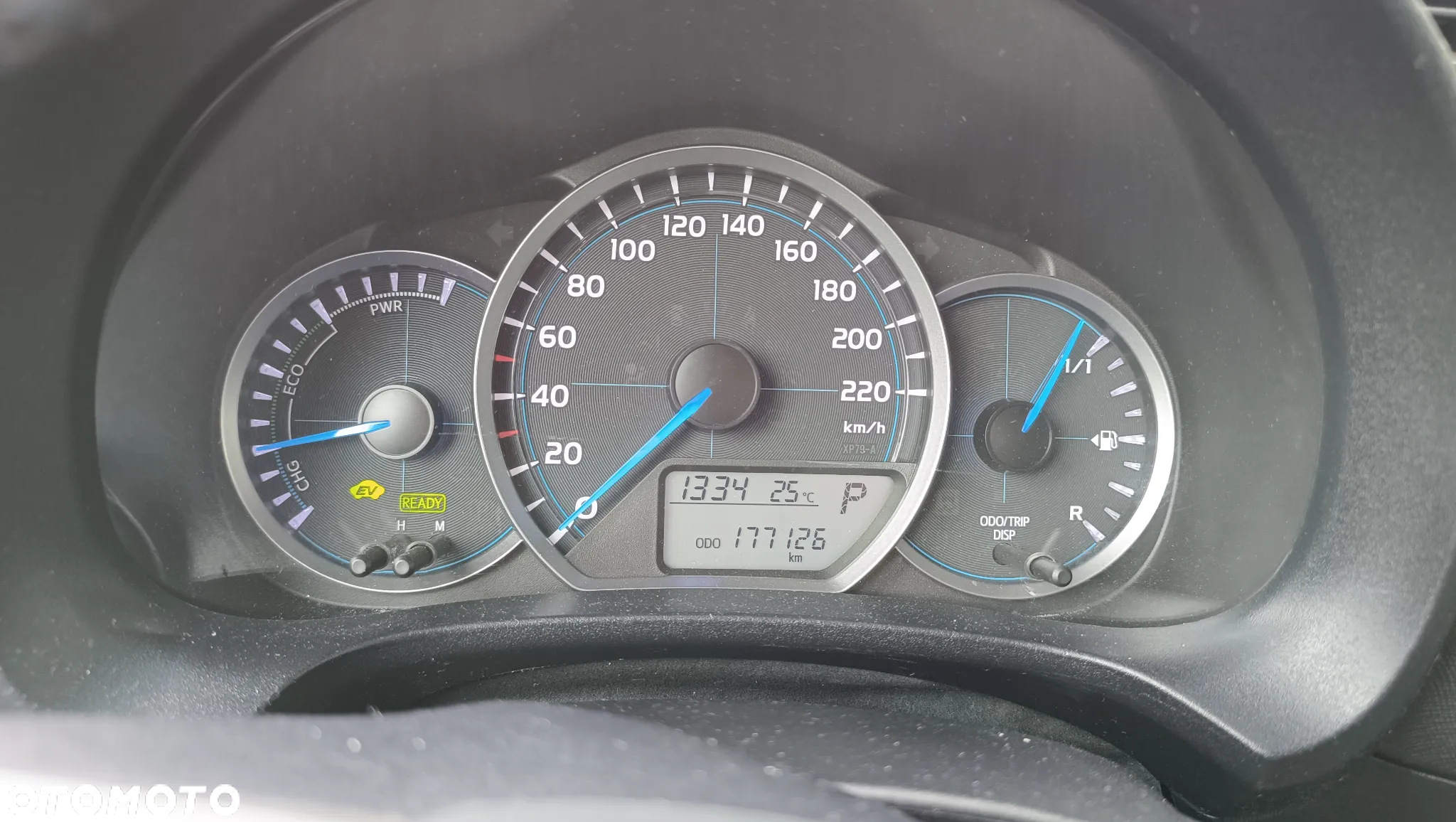 Toyota Yaris Hybrid 100 Sol - 5