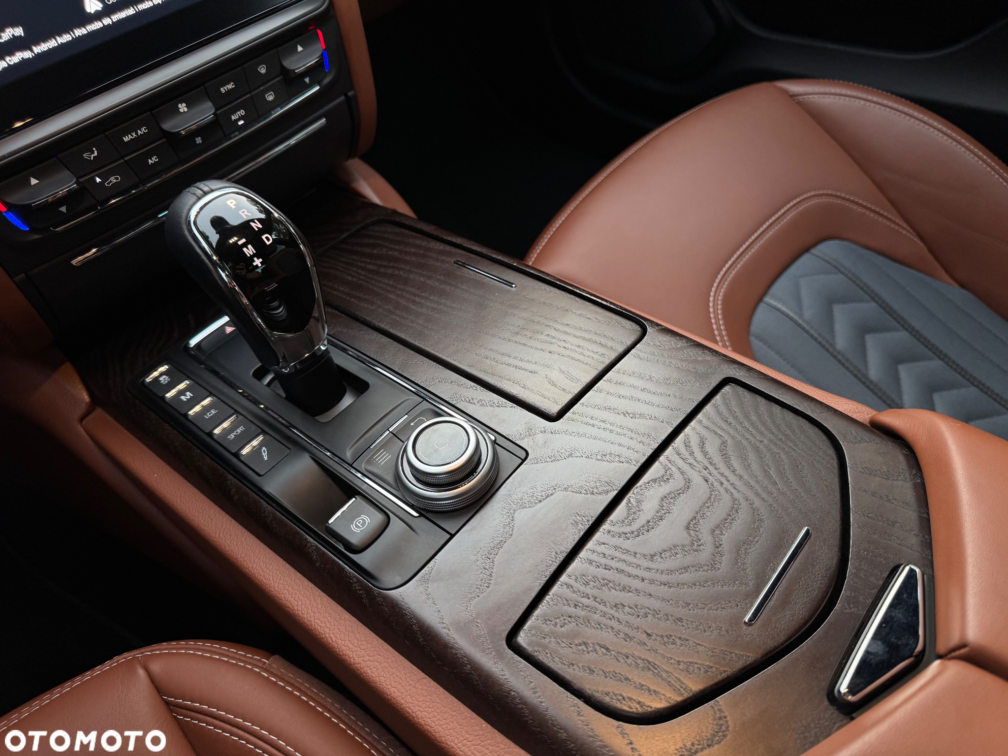 Maserati Quattroporte Q4 GranLusso - 18