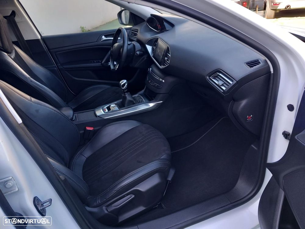 Peugeot 308 SW 2.0 HDi Active - 11