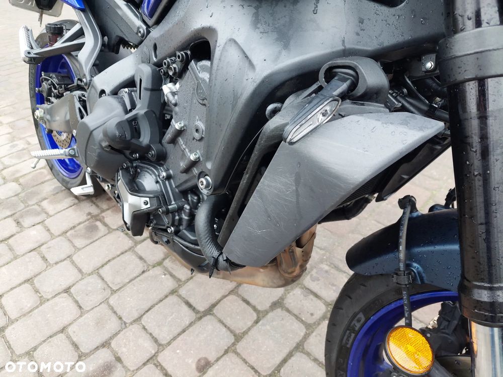 Yamaha MT - 16