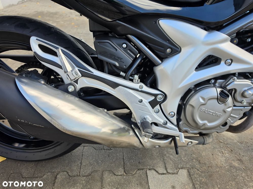 Suzuki Gladius - 23