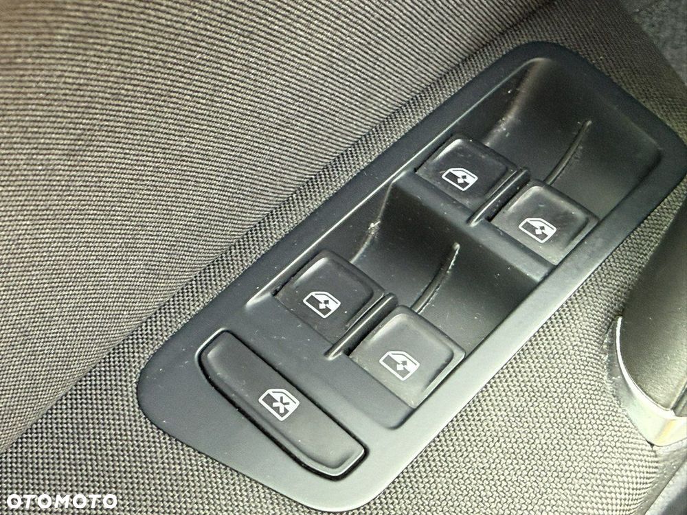 Volkswagen Golf Variant 1.6 TDI BMT Comfortline DSG - 13