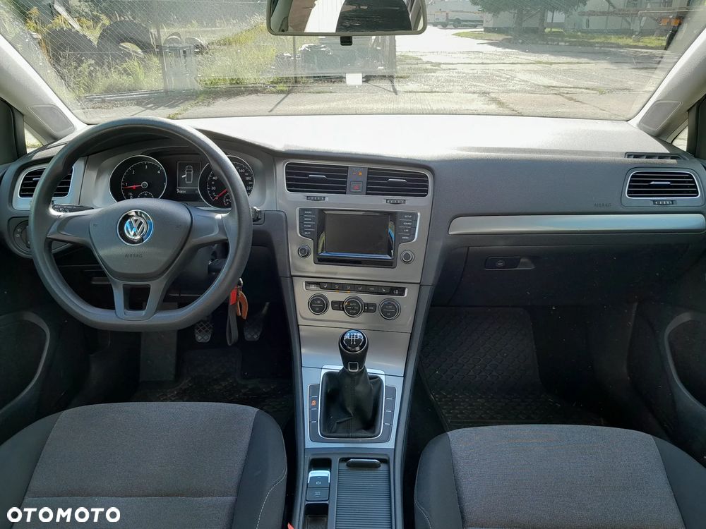 Volkswagen Golf 1.6 BlueTDI Trendline - 9