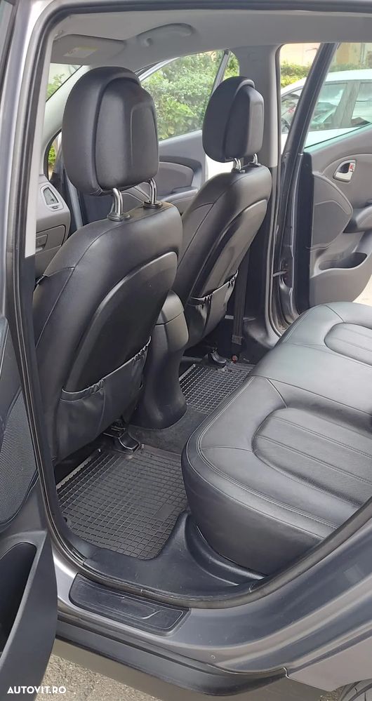 Hyundai ix35 2.0 CRDI High 4WD GLS Aut. Premium - 12