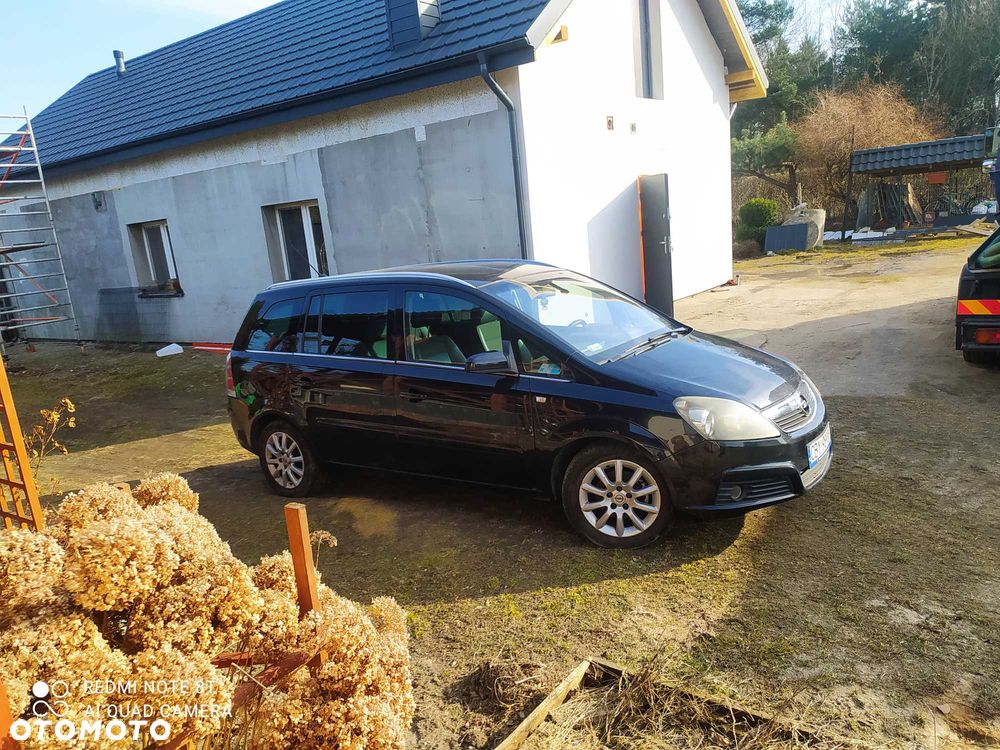 Opel Zafira - 3