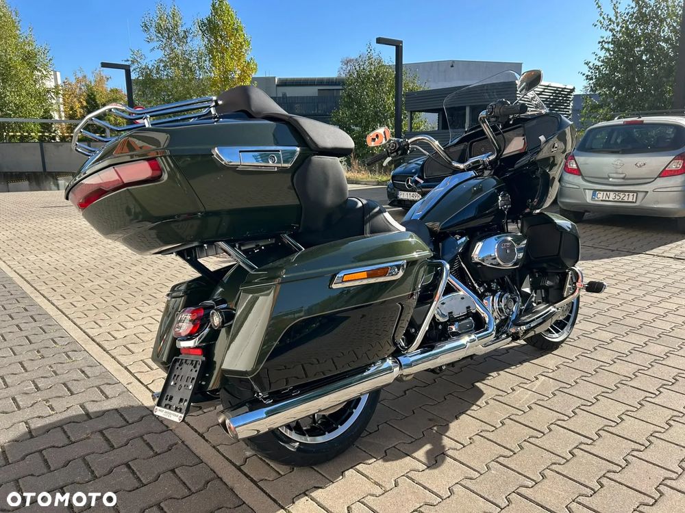 Harley-Davidson Touring Road Glide - 4