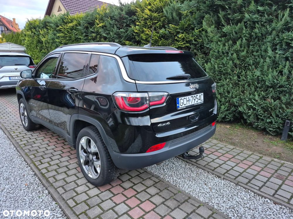 Jeep Compass - 4