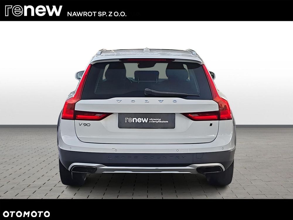 Volvo V90 D5 SCR AWD Inscription - 4