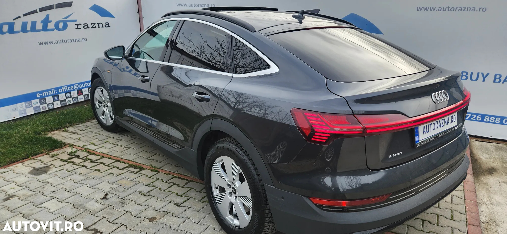 Audi e-tron quattro S - 16