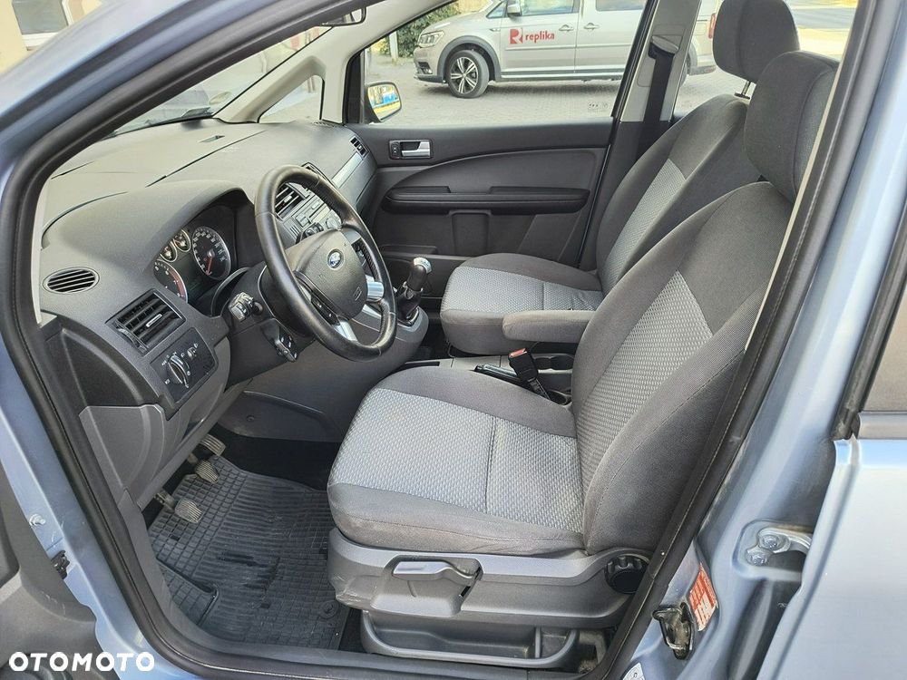 Ford C-MAX - 12