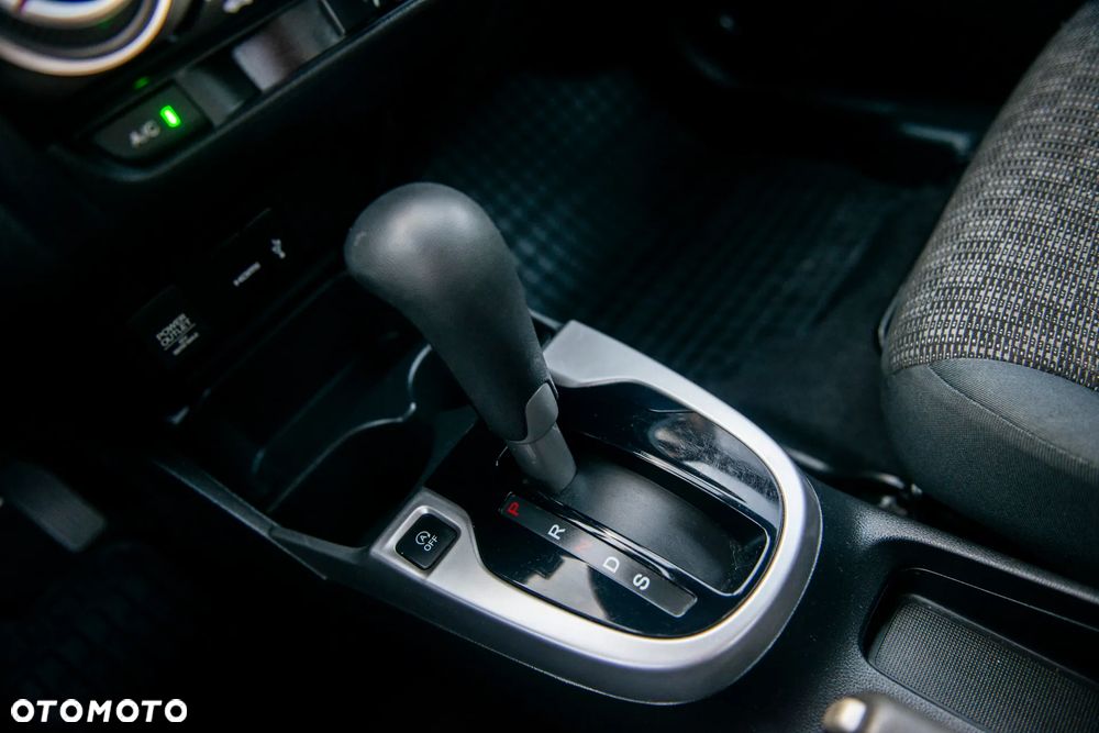 Honda Jazz 1.3 i-VTEC CVT Comfort - 25